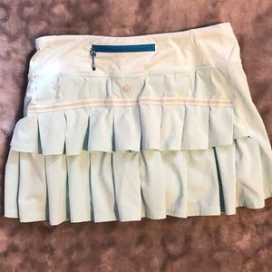 Lululemon blue Pace Setter skirt/skort sz 4